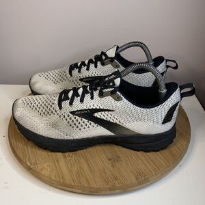 Brooks Revel 4 Womens Size 9 Running Shoes 1203371B121 White Sneakers